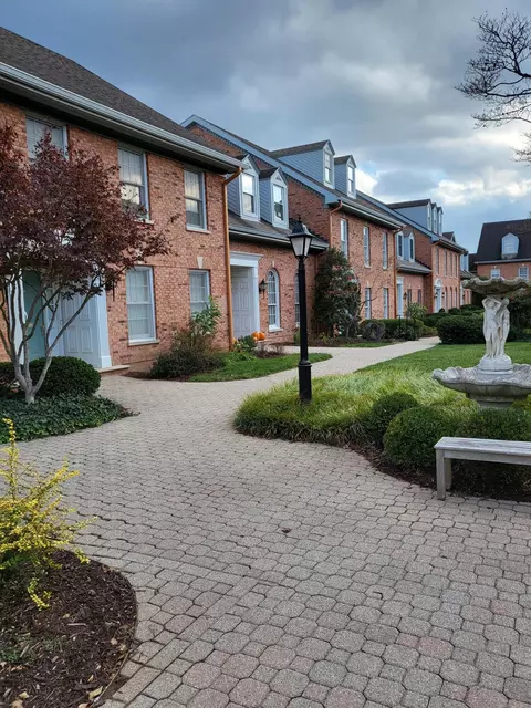 Charleston Greene Charleston Greene, Danville, KY 40422