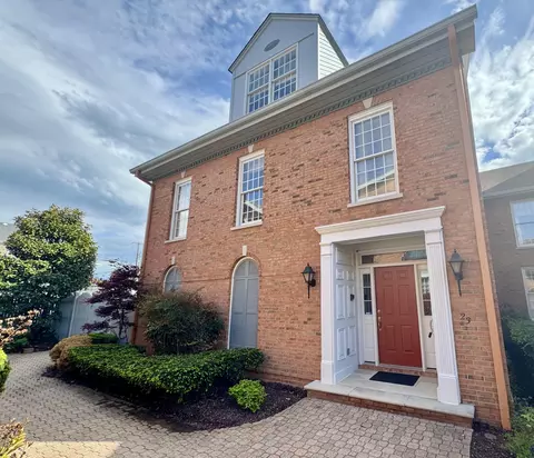 23 Charleston Greene # A, Danville, KY 40422