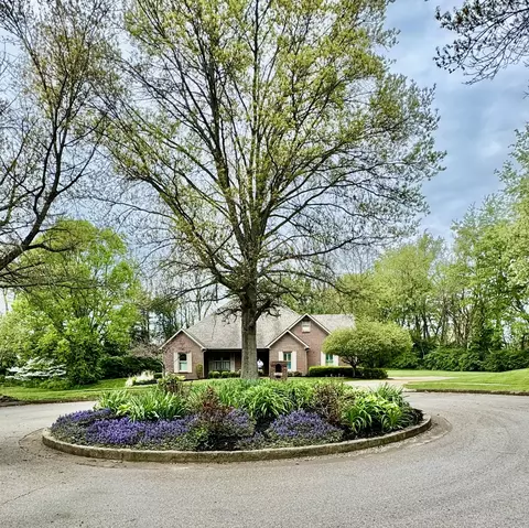 2242 Woodlawn Way, Paris, KY 40361