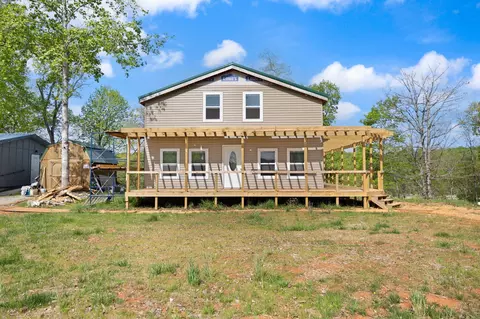 Exterior - 973 Stonegate Dr, Burnside, KY 42519 photo 4 of 15