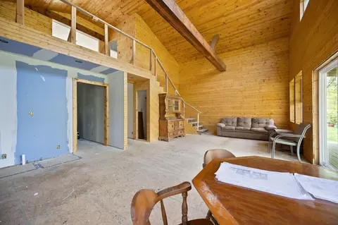 Living - 973 Stonegate Dr, Burnside, KY 42519 photo 2 of 2