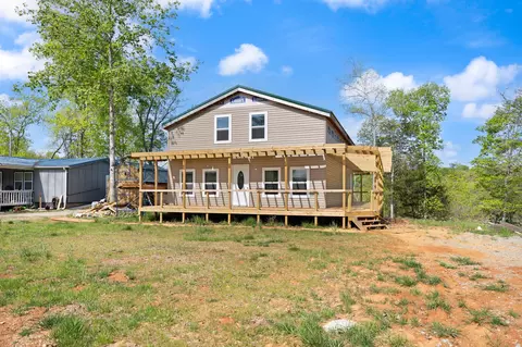 Exterior - 973 Stonegate Dr, Burnside, KY 42519 photo 3 of 15