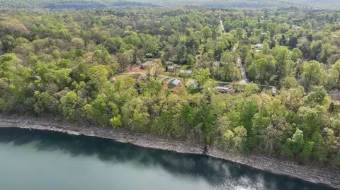 View/Area - 973 Stonegate Dr, Burnside, KY 42519 photo 3 of 22