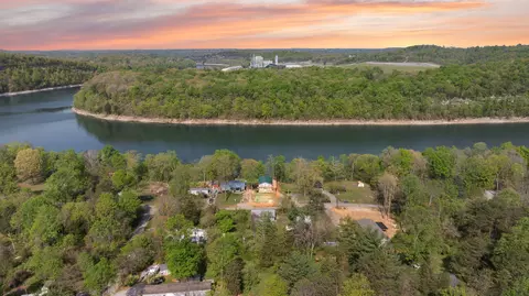 View/Area - 973 Stonegate Dr, Burnside, KY 42519 photo 10 of 22