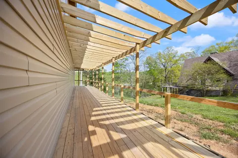 Exterior - 973 Stonegate Dr, Burnside, KY 42519 photo 8 of 15