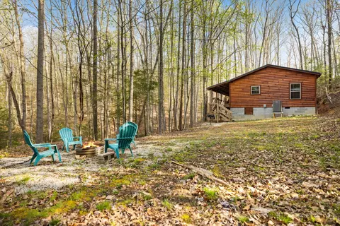 Exterior - 1134 Cliffview Rd, Campton, KY 41301 photo 12 of 13