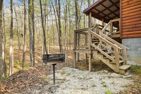 Exterior - 1134 Cliffview Rd, Campton, KY 41301 photo 13 of 13