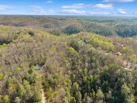View/Area - 1134 Cliffview Rd, Campton, KY 41301 photo 6 of 7