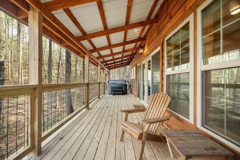 Exterior - 1134 Cliffview Rd, Campton, KY 41301 photo 8 of 13