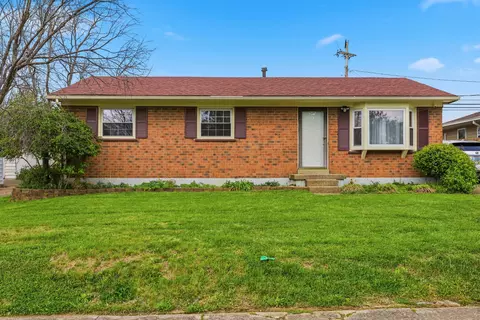 401 Peachtree Rd, Lexington, KY 40509