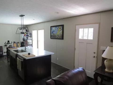 Entry Way - 3590 Ky 233, Gray, KY 40734 photo 2 of 2