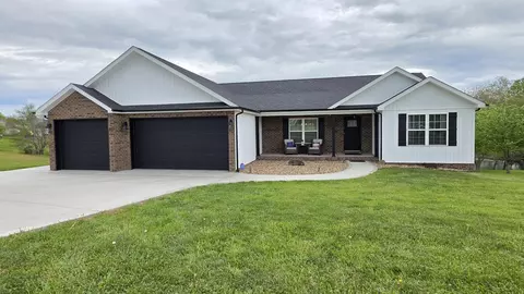 224 Cloyd Dr, London, KY 40741