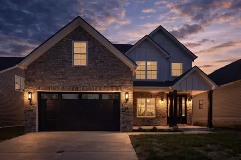 4141 Meadowlark Rd, Lexington, KY 40509