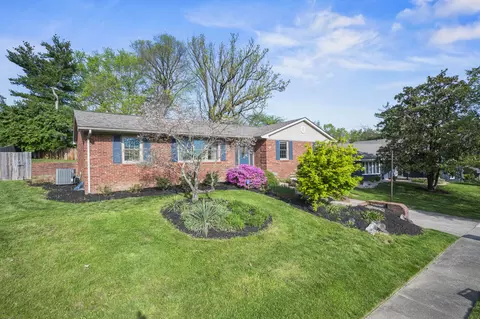1241 Tishoff Dr, Lexington, KY 40502
