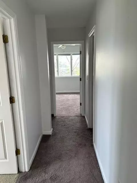 Entry Way - 815 Moberly Bend Rd, Corbin, KY 40701 photo 5 of 7