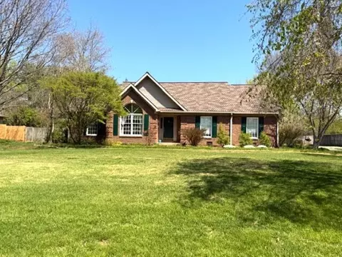 924 Walnut Rd, Frankfort, KY 40601