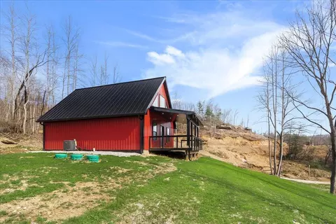 Exterior - 87 Storm Rd, Stanton, KY 40380 photo 1 of 8