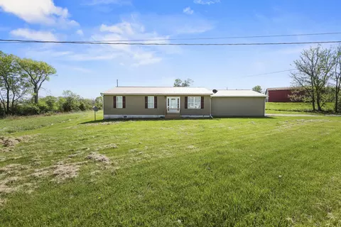 124 Mockingbird Ln, Berry, KY 41003