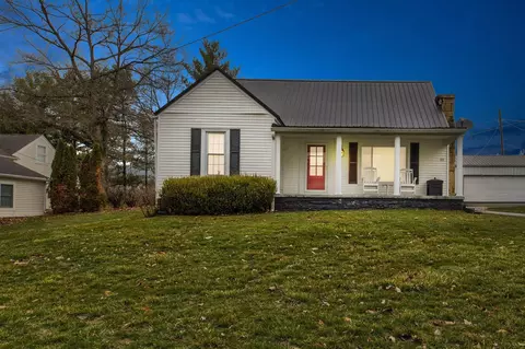 111 Highland Dr, Flemingsburg, KY 41041