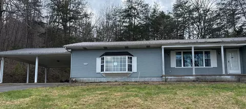 Exterior - 5556 E Ky 70, Liberty, KY 42539 photo 2 of 5
