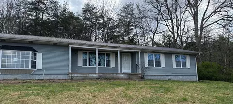 Exterior - 5556 E Ky 70, Liberty, KY 42539 photo 3 of 5