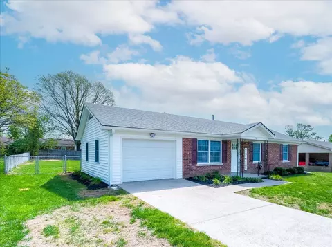 320 Bellechase Ln, Nicholasville, KY 40356