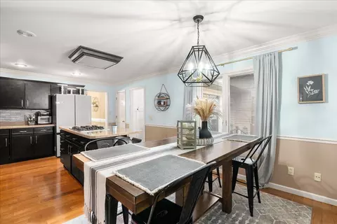 Dining - 1211 Forest Cir Dr, Corbin, KY 40701 photo 2 of 5