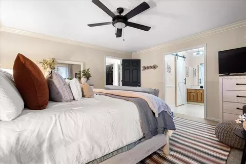 Bedroom - 1211 Forest Cir Dr, Corbin, KY 40701 photo 4 of 10