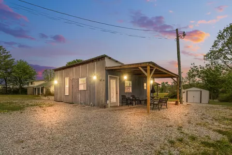 84 Sycamore St, Burnside, KY 42519