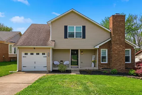 114 Applegrove Dr, Nicholasville, KY 40356