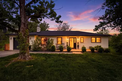 131 Allen Douglas Dr, Richmond, KY 40475