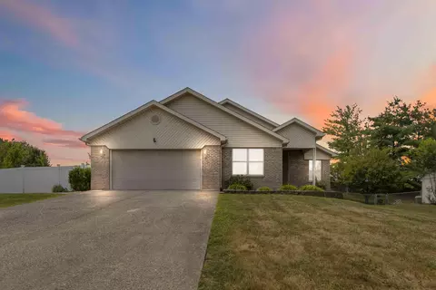 84 Summit Pointe Dr, Somerset, KY 42503