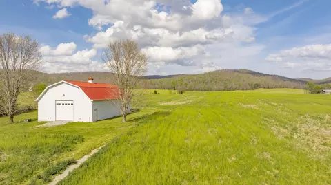 1555 E Kentucky 92, Monticello, KY 42633