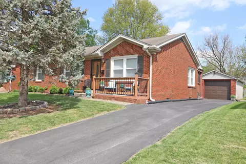 1689 Harrogate Rd, Lexington, KY 40505