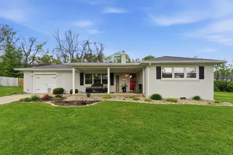105 Taylor Dr, Cynthiana, KY 41031