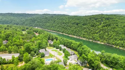 View/Area - 2394 Roberts Bend Rd, Burnside, KY 42519 photo 9 of 25