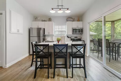 Kitchen - 2394 Roberts Bend Rd, Burnside, KY 42519 photo 5 of 13