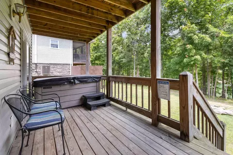 Exterior - 2394 Roberts Bend Rd, Burnside, KY 42519 photo 5 of 32