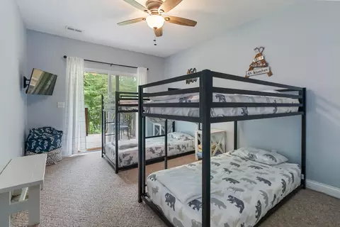 Bedroom - 2394 Roberts Bend Rd, Burnside, KY 42519 photo 5 of 9