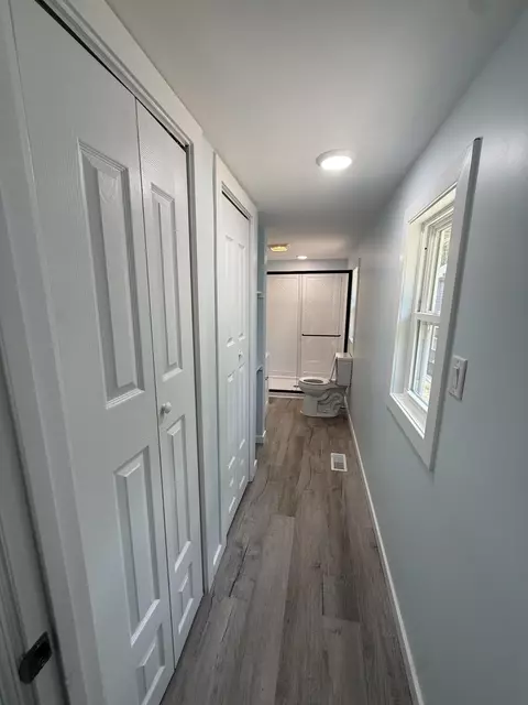 Entry Way - 42 Moore Hill Ave, Corbin, KY 40701 photo 3 of 5