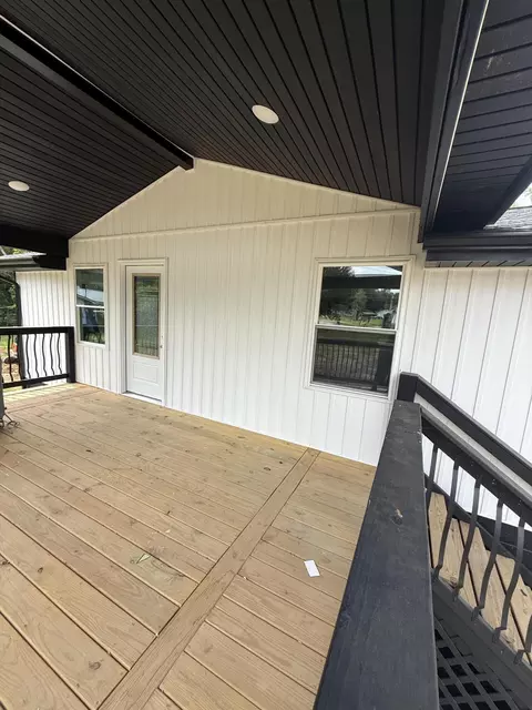Exterior - 42 Moore Hill Ave, Corbin, KY 40701 photo 3 of 3
