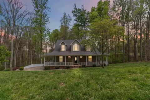 120 Cole Rd, Jamestown, KY 42629
