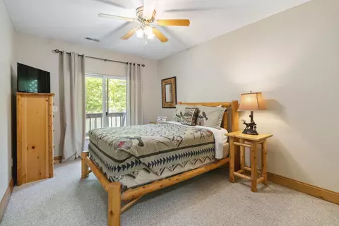 Bedroom - 2386 Roberts Bend Road Rd, Burnside, KY 42519 photo 6 of 12