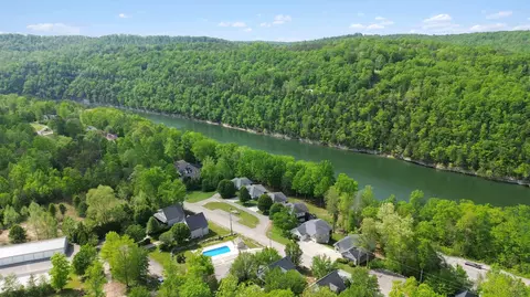 View/Area - 2386 Roberts Bend Road Rd, Burnside, KY 42519 photo 3 of 24
