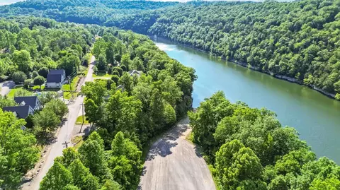 View/Area - 2386 Roberts Bend Road Rd, Burnside, KY 42519 photo 17 of 24