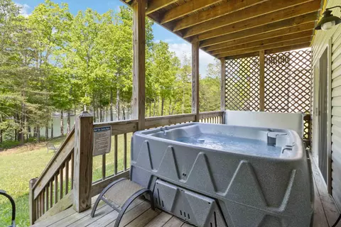 Exterior - 2386 Roberts Bend Road Rd, Burnside, KY 42519 photo 4 of 29