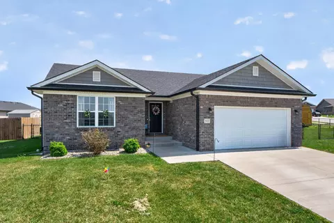 512 Sapphire Dr, Berea, KY 40403