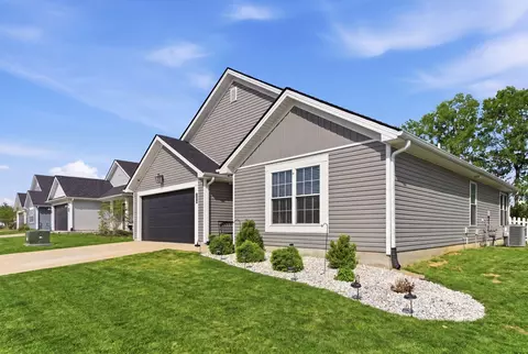 Exterior - 136 Sidewinder Dr, Georgetown, KY 40324 photo 4 of 10