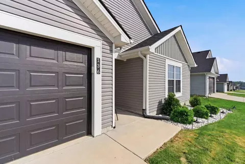 Exterior - 136 Sidewinder Dr, Georgetown, KY 40324 photo 5 of 10