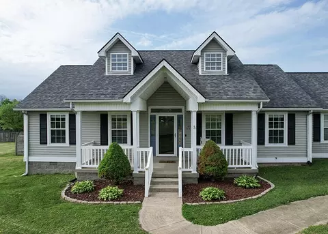 Exterior - 101 Doe Run Dr, Lancaster, KY 40444 photo 2 of 6